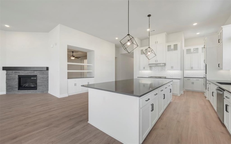 317 Barnwood Way, Northlake, TX 76247, 4 Habitaciones Habitaciones , ,5 BañosBaños,Residential,En Venta,317 Barnwood Way,0,21098544