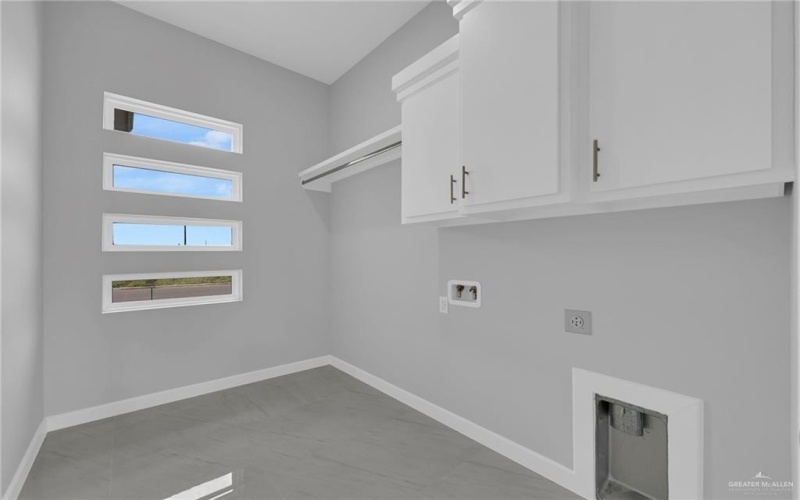 1012 Azalea Street, Mission, TX 78573, 3 Habitaciones Habitaciones , ,2 BañosBaños,Residential,En Venta,1012 Azalea Street,469997