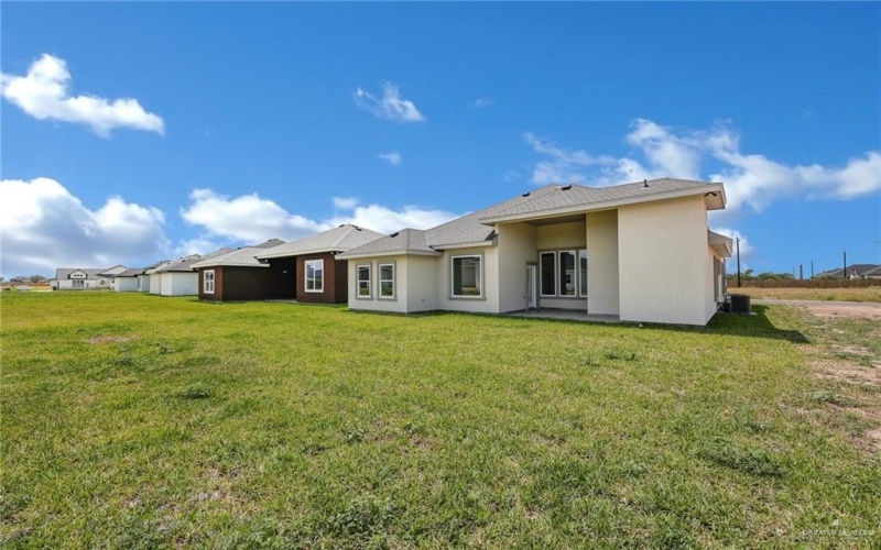 1012 Azalea Street, Mission, TX 78573, 3 Habitaciones Habitaciones , ,2 BañosBaños,Residential,En Venta,1012 Azalea Street,469997