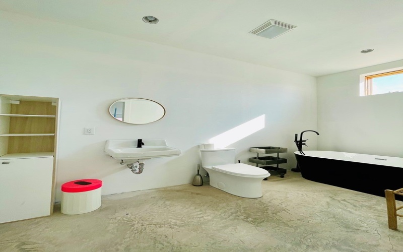 702 E Washington St, Marfa, TX 79843, 3 Habitaciones Habitaciones , ,2 BañosBaños,Residential,En Venta,702 E Washington St,0,159960