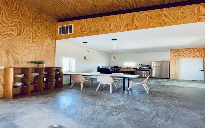 702 E Washington St, Marfa, TX 79843, 3 Habitaciones Habitaciones , ,2 BañosBaños,Residential,En Venta,702 E Washington St,0,159960