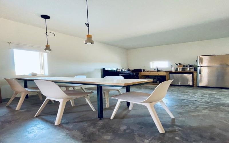 702 E Washington St, Marfa, TX 79843, 3 Habitaciones Habitaciones , ,2 BañosBaños,Residential,En Venta,702 E Washington St,0,159960