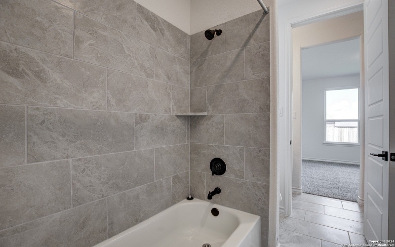 136 Mason Lane, Castroville, TX 78009, 4 Habitaciones Habitaciones , ,3 BañosBaños,Residential,En Venta,136 Mason Lane,0,1755878