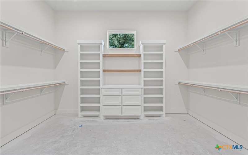 10213 Homesteader Drive, Moody, TX 76557, 4 Bedrooms Bedrooms, ,5 BathroomsBathrooms,Residential,For Sale,10213 Homesteader Drive,0,596400