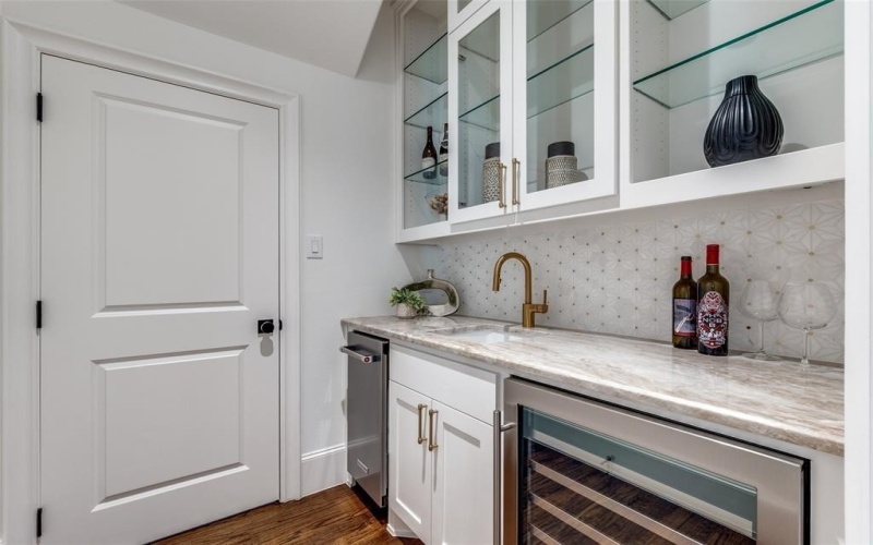 6831 Casa Loma Avenue, Dallas, TX 75214, 5 Habitaciones Habitaciones , ,5 BañosBaños,Residential,En Venta,6831 Casa Loma Avenue,0,20973145