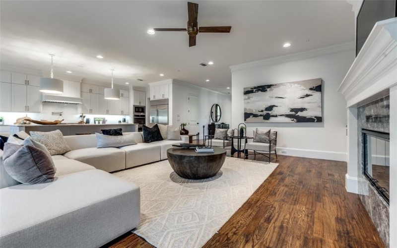 6831 Casa Loma Avenue, Dallas, TX 75214, 5 Habitaciones Habitaciones , ,5 BañosBaños,Residential,En Venta,6831 Casa Loma Avenue,0,20973145