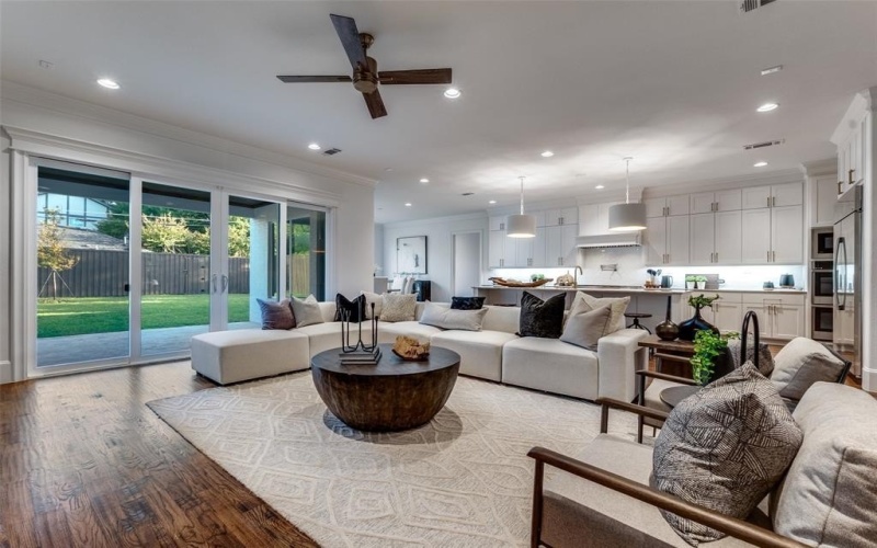 6831 Casa Loma Avenue, Dallas, TX 75214, 5 Habitaciones Habitaciones , ,5 BañosBaños,Residential,En Venta,6831 Casa Loma Avenue,0,20973145