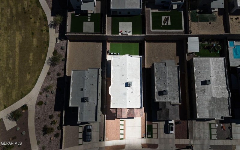 360 HECTOR PORRAS Drive, El Paso, TX 79928, 4 Habitaciones Habitaciones , ,2 BañosBaños,Residential,En Venta,360 HECTOR PORRAS Drive,0,932869