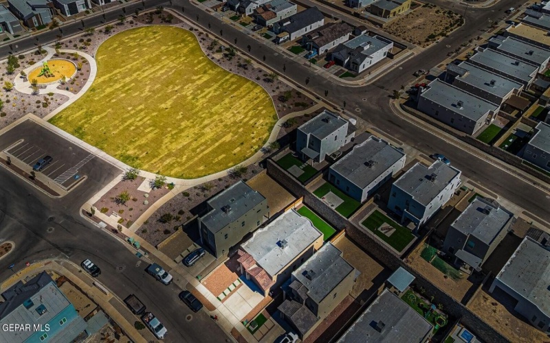 360 HECTOR PORRAS Drive, El Paso, TX 79928, 4 Habitaciones Habitaciones , ,2 BañosBaños,Residential,En Venta,360 HECTOR PORRAS Drive,0,932869