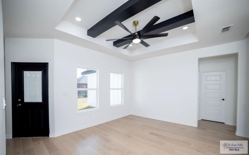 8713 SWAN LAKE DR, HARLINGEN, TX 78552, 3 Habitaciones Habitaciones , ,2 BañosBaños,Residential,En Venta,8713 SWAN LAKE DR,0,29768214