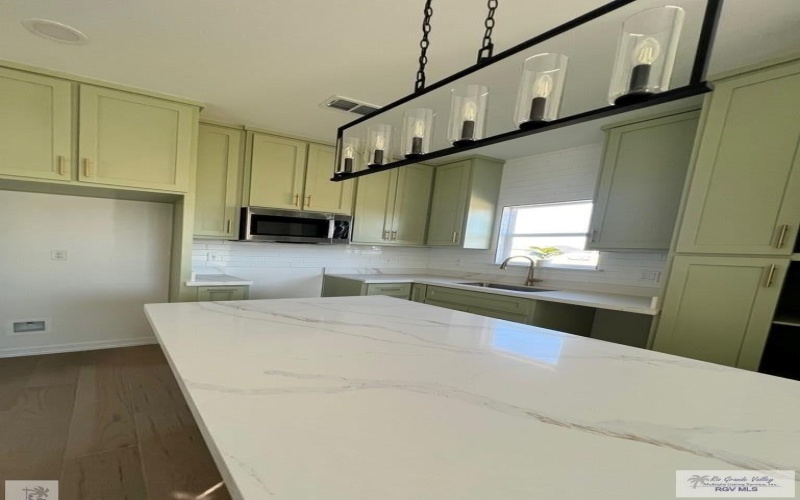 8713 SWAN LAKE DR, HARLINGEN, TX 78552, 3 Habitaciones Habitaciones , ,2 BañosBaños,Residential,En Venta,8713 SWAN LAKE DR,0,29768214