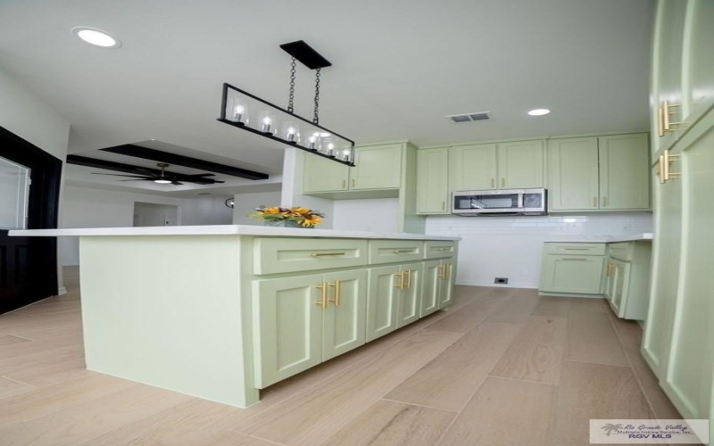 8713 SWAN LAKE DR, HARLINGEN, TX 78552, 3 Habitaciones Habitaciones , ,2 BañosBaños,Residential,En Venta,8713 SWAN LAKE DR,0,29768214