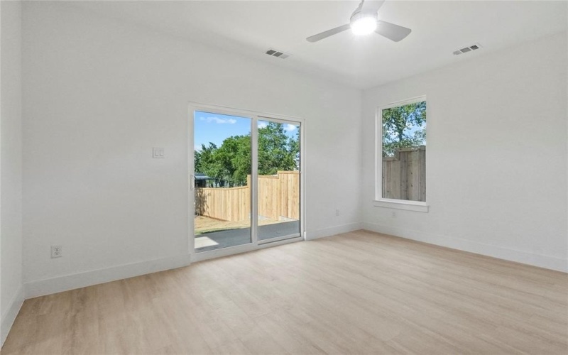 1821 Pollard Street, Dallas, TX 75208, 4 Habitaciones Habitaciones , ,5 BañosBaños,Residential,En Venta,1821 Pollard Street,0,21015699