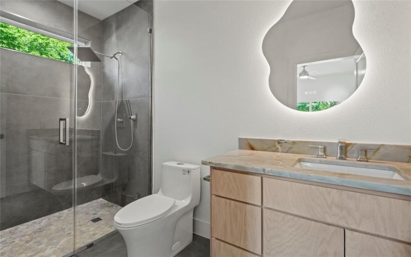 1821 Pollard Street, Dallas, TX 75208, 4 Habitaciones Habitaciones , ,5 BañosBaños,Residential,En Venta,1821 Pollard Street,0,21015699