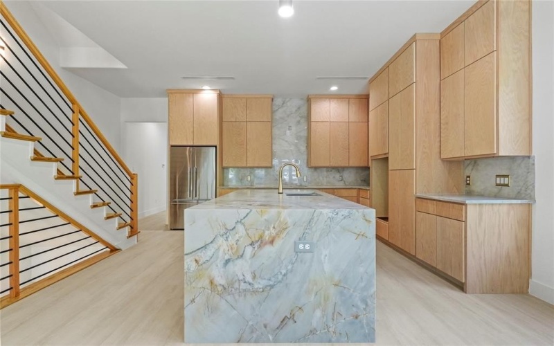 1821 Pollard Street, Dallas, TX 75208, 4 Habitaciones Habitaciones , ,5 BañosBaños,Residential,En Venta,1821 Pollard Street,0,21015699