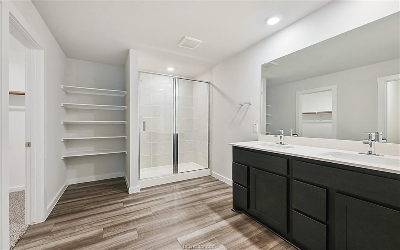 919 Lady Bird, College Station, TX 77845, 3 Bedrooms Bedrooms, ,2 BathroomsBathrooms,Residential,For Sale,919 Lady Bird,0,25011398