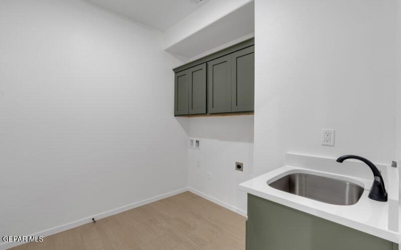 12601 AMESBURY Avenue, El Paso, TX 79928, 4 Habitaciones Habitaciones , ,2 BañosBaños,Residential,En Venta,12601 AMESBURY Avenue,0,932891