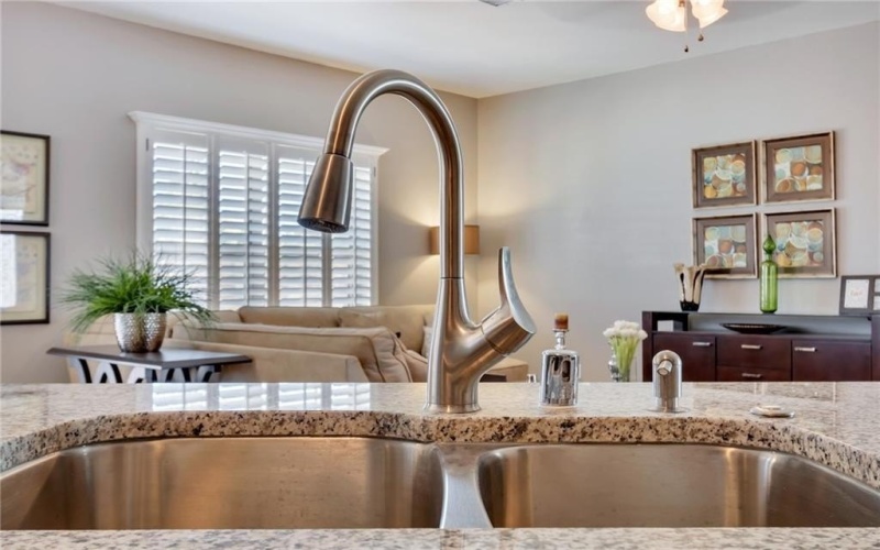 13436 Cinderford Avenue, Horizon City, TX 79928, 3 Bedrooms Bedrooms, ,1 BathroomBathrooms,Residential,For Sale,13436 Cinderford Avenue,0,932929