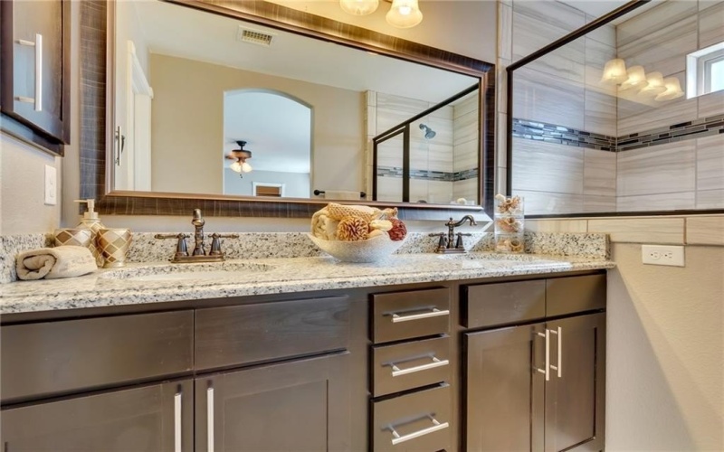 13436 Cinderford Avenue, Horizon City, TX 79928, 3 Bedrooms Bedrooms, ,1 BathroomBathrooms,Residential,For Sale,13436 Cinderford Avenue,0,932929