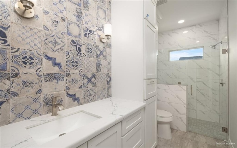 804 N Buxton Avenue, Edinburg, TX 78541, 3 Habitaciones Habitaciones , ,2 BañosBaños,Residential,En Venta,804 N Buxton Avenue,0,485780