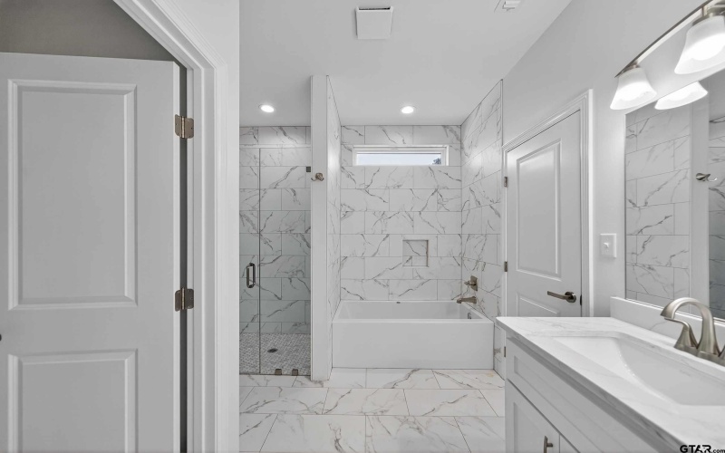 369 CR 4215, Jacksonville, TX 75766, 3 Bedrooms Bedrooms, ,2 BathroomsBathrooms,Residential,For Sale,369 CR 4215,0,25015939