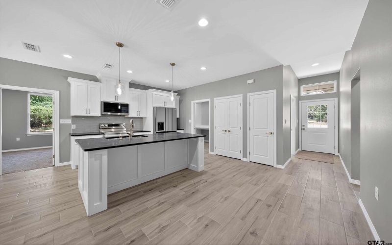 377 CR 4215, Jacksonville, TX 75766, 3 Bedrooms Bedrooms, ,2 BathroomsBathrooms,Residential,For Sale,377 CR 4215,0,25015940