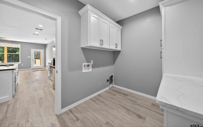 377 CR 4215, Jacksonville, TX 75766, 3 Bedrooms Bedrooms, ,2 BathroomsBathrooms,Residential,For Sale,377 CR 4215,0,25015940