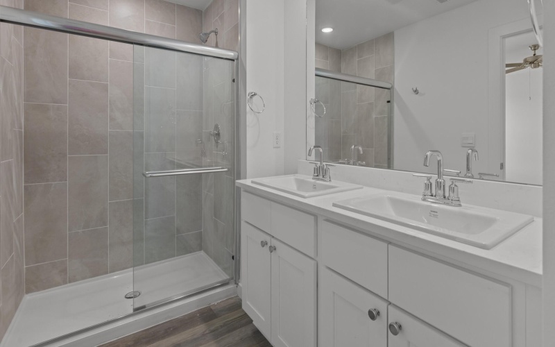 705 15th Street, Wolfforth, TX 79382, 4 Habitaciones Habitaciones , ,2 BañosBaños,Residential,En Venta,705 15th Street,0,202562462