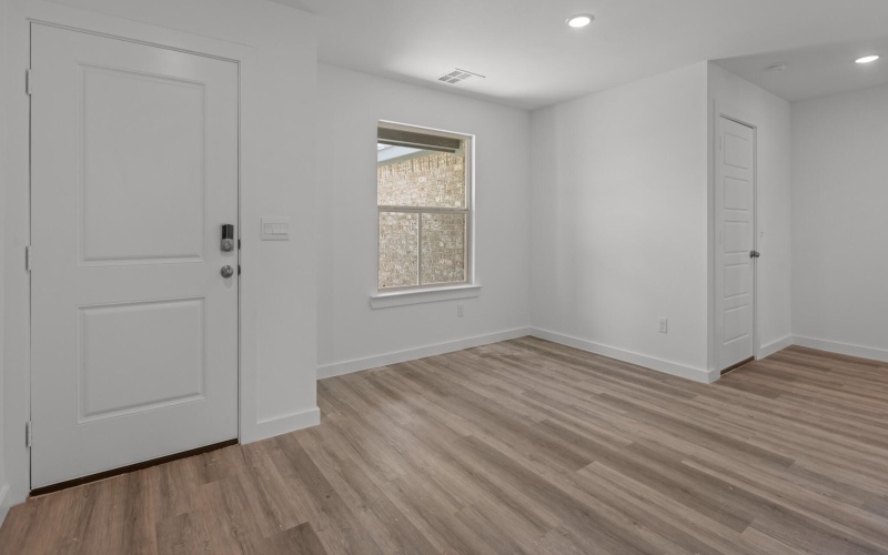 705 15th Street, Wolfforth, TX 79382, 4 Habitaciones Habitaciones , ,2 BañosBaños,Residential,En Venta,705 15th Street,0,202562462