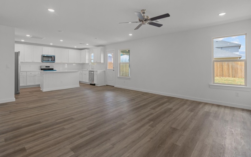 705 15th Street, Wolfforth, TX 79382, 4 Habitaciones Habitaciones , ,2 BañosBaños,Residential,En Venta,705 15th Street,0,202562462