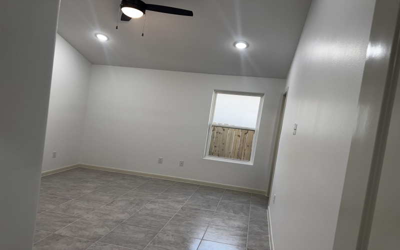 5005 Carambola Ln., Laredo, TX 78046, 3 Bedrooms Bedrooms, ,2 BathroomsBathrooms,Residential,For Sale,5005 Carambola Ln.,0,20254803