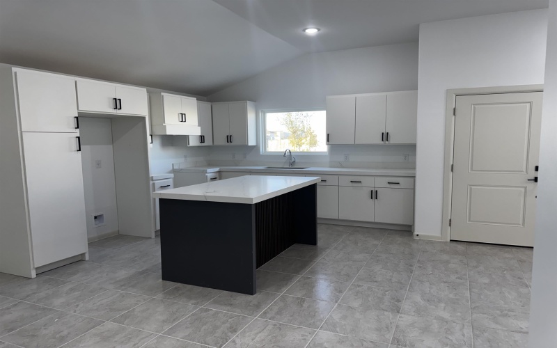 5005 Carambola Ln., Laredo, TX 78046, 3 Bedrooms Bedrooms, ,2 BathroomsBathrooms,Residential,For Sale,5005 Carambola Ln.,0,20254803