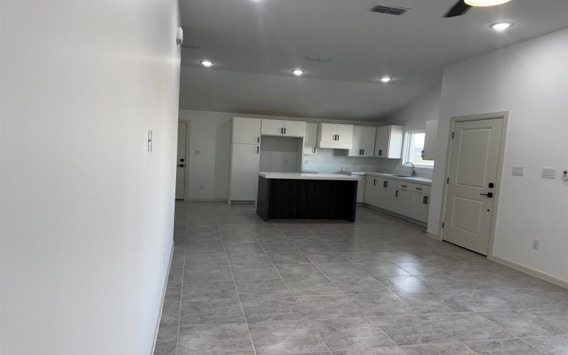 5005 Carambola Ln., Laredo, TX 78046, 3 Bedrooms Bedrooms, ,2 BathroomsBathrooms,Residential,For Sale,5005 Carambola Ln.,0,20254803