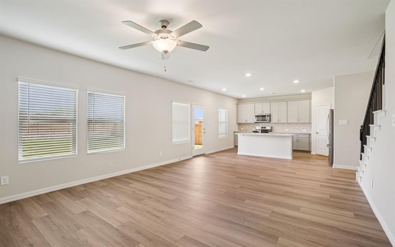 2125 Dunbar Drive, Sherman, TX 75092, 4 Habitaciones Habitaciones , ,2 BañosBaños,Residential,En Venta,2125 Dunbar Drive,0,21095333