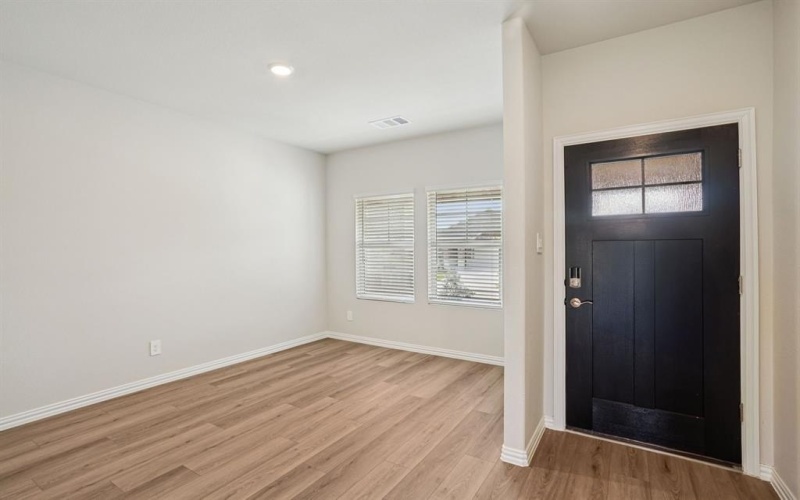 2125 Dunbar Drive, Sherman, TX 75092, 4 Habitaciones Habitaciones , ,2 BañosBaños,Residential,En Venta,2125 Dunbar Drive,0,21095333