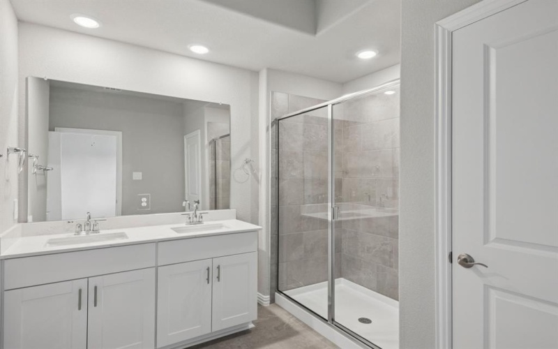 2102 Dunbar Drive, Sherman, TX 75092, 4 Habitaciones Habitaciones , ,2 BañosBaños,Residential,En Venta,2102 Dunbar Drive,0,21095334