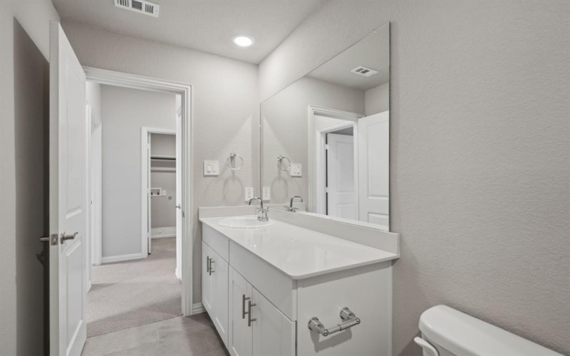 2102 Dunbar Drive, Sherman, TX 75092, 4 Habitaciones Habitaciones , ,2 BañosBaños,Residential,En Venta,2102 Dunbar Drive,0,21095334