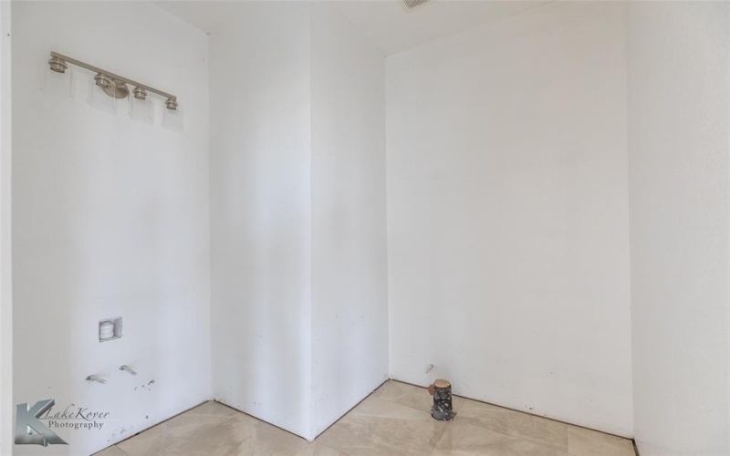 8773 W Lake Road, Abilene, TX 79601, 5 Habitaciones Habitaciones , ,5 BañosBaños,Residential,En Venta,8773 W Lake Road,0,21097057