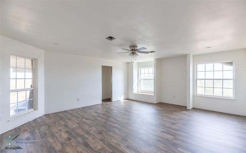 8773 W Lake Road, Abilene, TX 79601, 5 Habitaciones Habitaciones , ,5 BañosBaños,Residential,En Venta,8773 W Lake Road,0,21097057