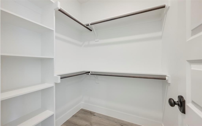 2402 Garden Drive, Dallas, TX 75215, 4 Habitaciones Habitaciones , ,2 BañosBaños,Residential,En Venta,2402 Garden Drive,0,21071883