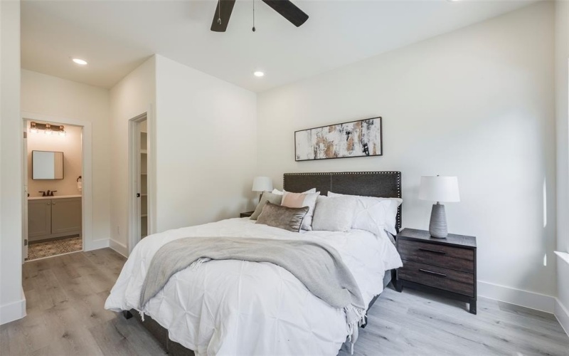 2402 Garden Drive, Dallas, TX 75215, 4 Habitaciones Habitaciones , ,2 BañosBaños,Residential,En Venta,2402 Garden Drive,0,21071883