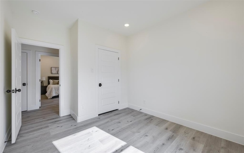 2402 Garden Drive, Dallas, TX 75215, 4 Habitaciones Habitaciones , ,2 BañosBaños,Residential,En Venta,2402 Garden Drive,0,21071883