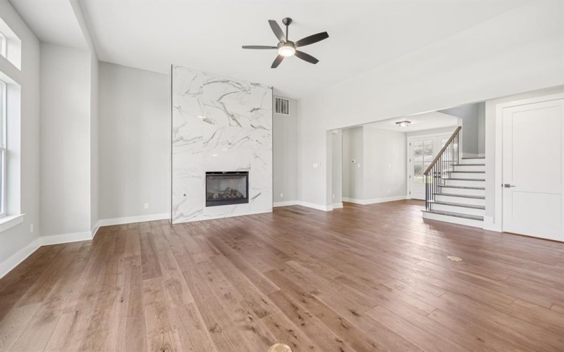 2630 Evinrude Drive, Grapevine, TX 76051, 5 Habitaciones Habitaciones , ,3 BañosBaños,Residential,En Venta,2630 Evinrude Drive,0,21073146