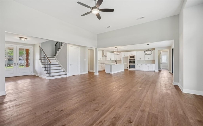 2630 Evinrude Drive, Grapevine, TX 76051, 5 Habitaciones Habitaciones , ,3 BañosBaños,Residential,En Venta,2630 Evinrude Drive,0,21073146