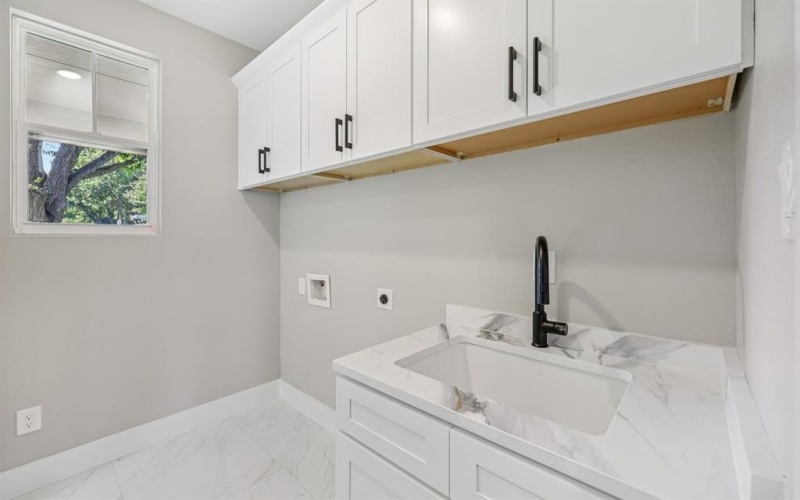 2630 Evinrude Drive, Grapevine, TX 76051, 5 Habitaciones Habitaciones , ,3 BañosBaños,Residential,En Venta,2630 Evinrude Drive,0,21073146