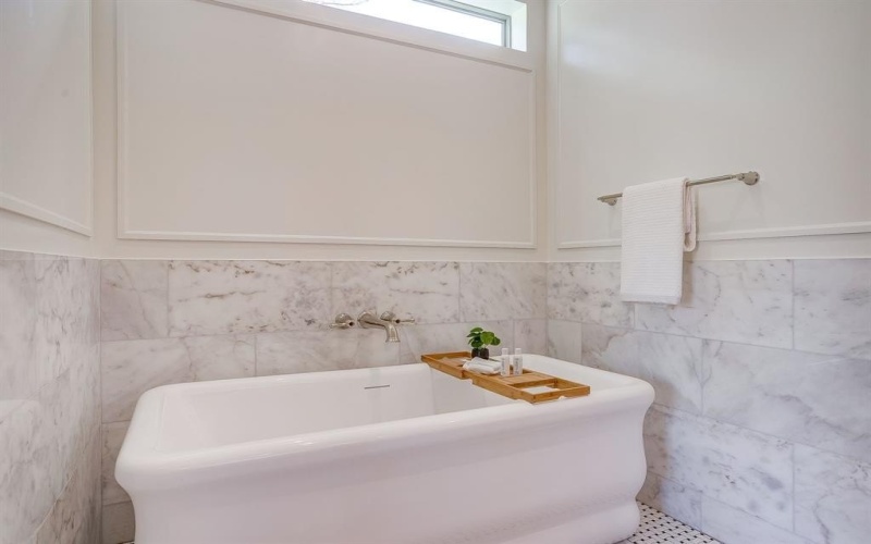 2947 Kosse Court, Grapevine, TX 76051, 4 Bedrooms Bedrooms, ,3 BathroomsBathrooms,Residential,For Sale,2947 Kosse Court,0,21089501