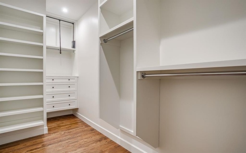 2947 Kosse Court, Grapevine, TX 76051, 4 Bedrooms Bedrooms, ,3 BathroomsBathrooms,Residential,For Sale,2947 Kosse Court,0,21089501