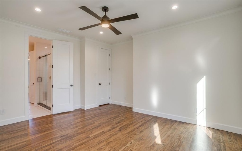 2947 Kosse Court, Grapevine, TX 76051, 4 Bedrooms Bedrooms, ,3 BathroomsBathrooms,Residential,For Sale,2947 Kosse Court,0,21089501