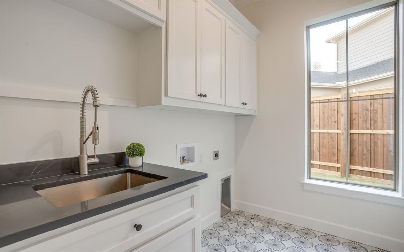 2947 Kosse Court, Grapevine, TX 76051, 4 Bedrooms Bedrooms, ,3 BathroomsBathrooms,Residential,For Sale,2947 Kosse Court,0,21089501