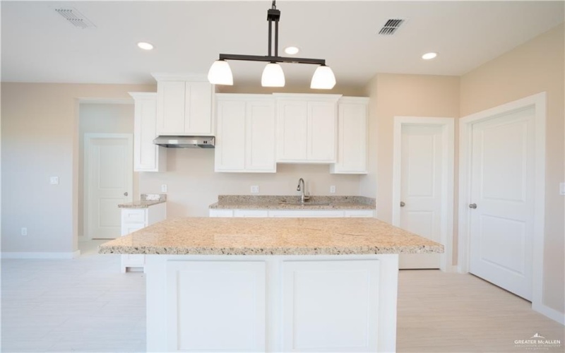 2010 Black Hills Street, San Juan, TX 78589, 3 Bedrooms Bedrooms, ,2 BathroomsBathrooms,Residential,For Sale,2010 Black Hills Street,470014